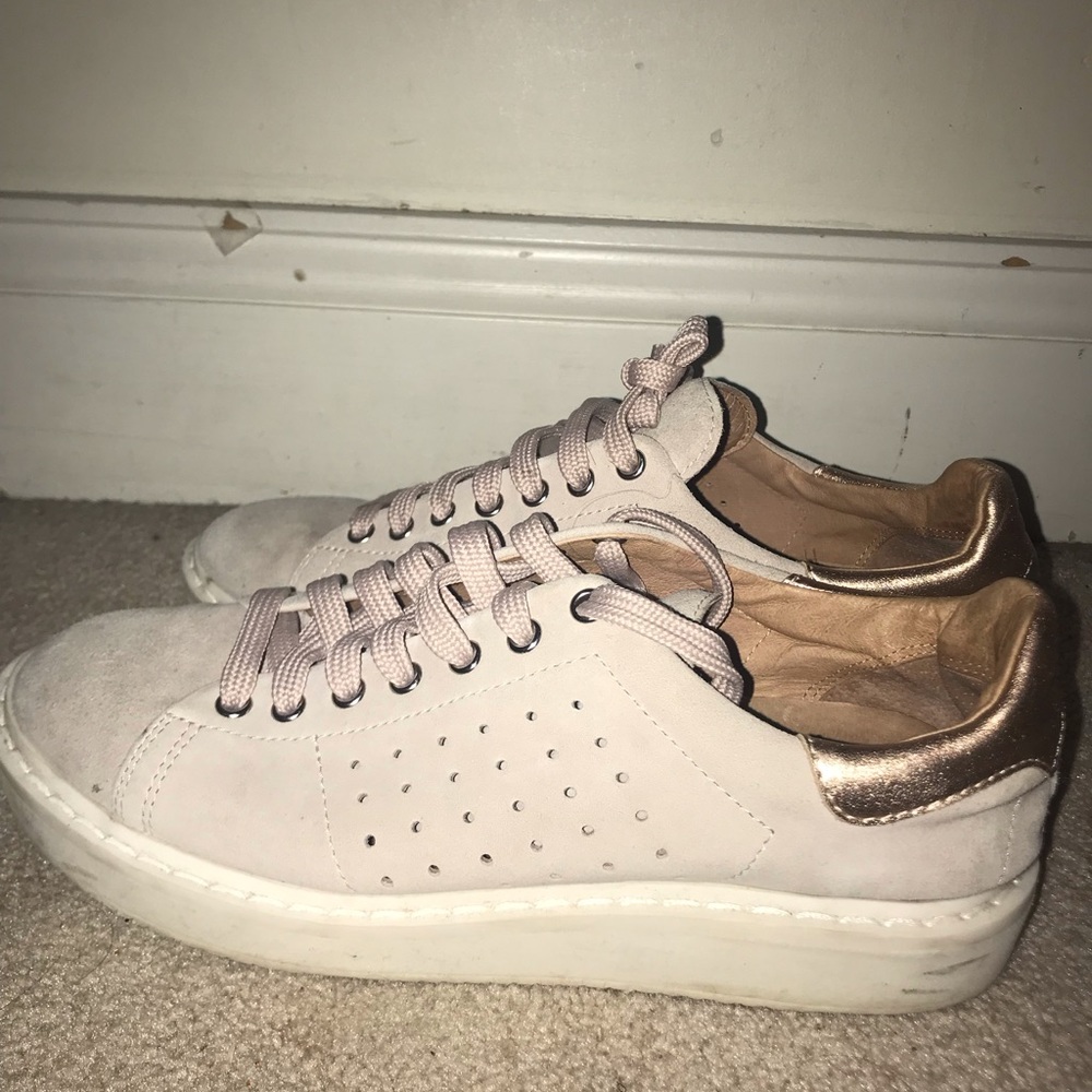 HALOGEN LOW PLATFORM